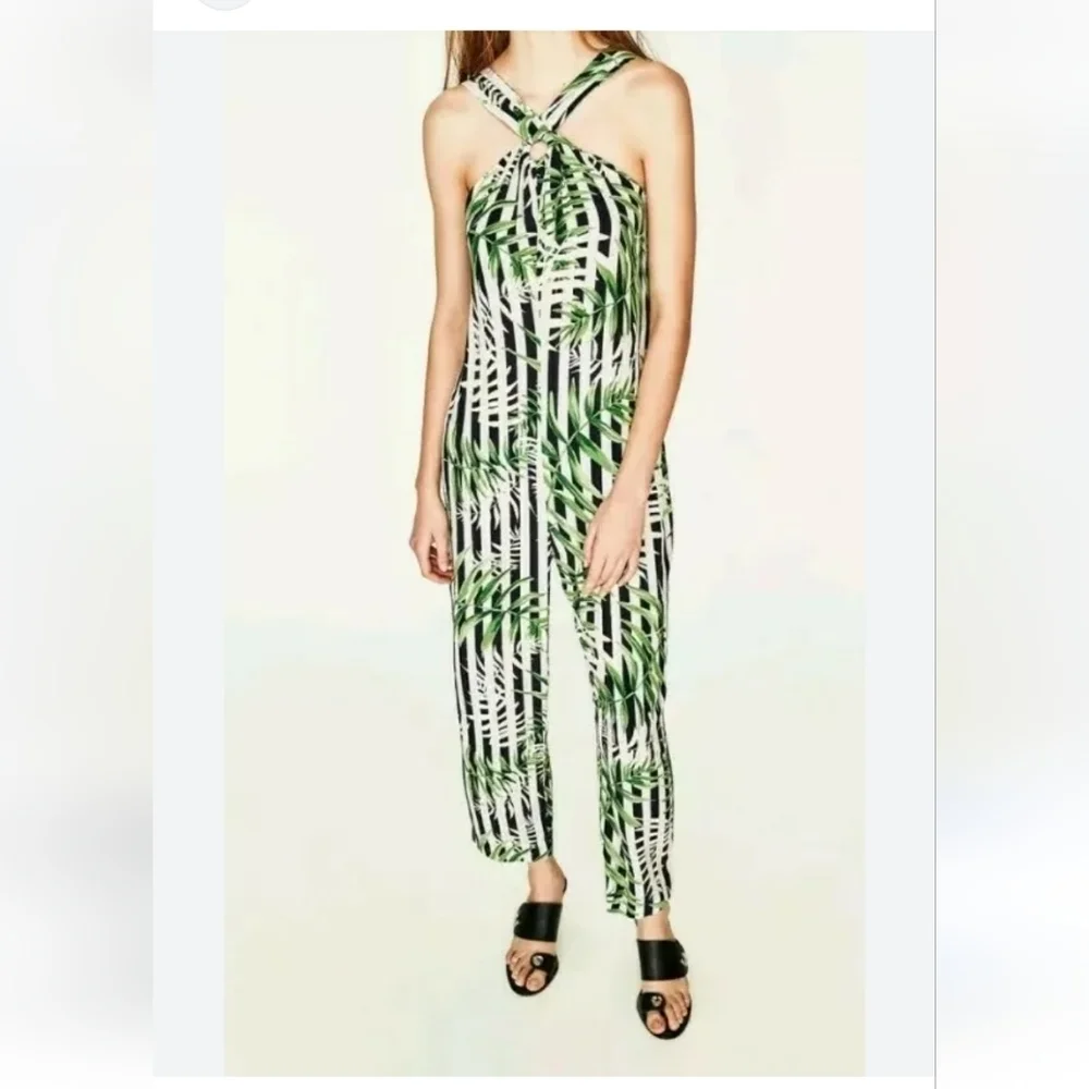 Zara Trafaluc Romper Jumper capri length halter top sleeveless palm leaf print